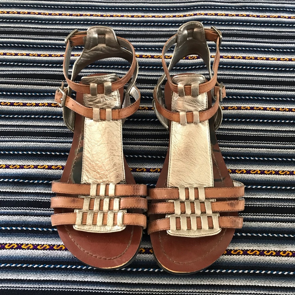 Dolce Vita Gladiator Sandals, size 6
